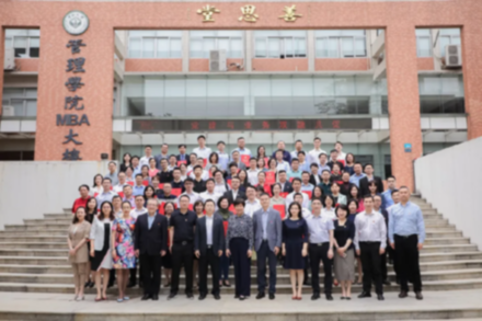做网站建设公司哪家好：?